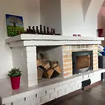 Rozpravkovy Domcek Blizko Jazera * Stiavnicke Bane