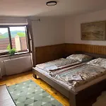 Rozpravkovy Domcek Blizko Jazera Ferienhaus