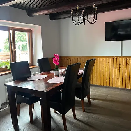 Feriehus Rozpravkovy Domcek Blizko Jazera